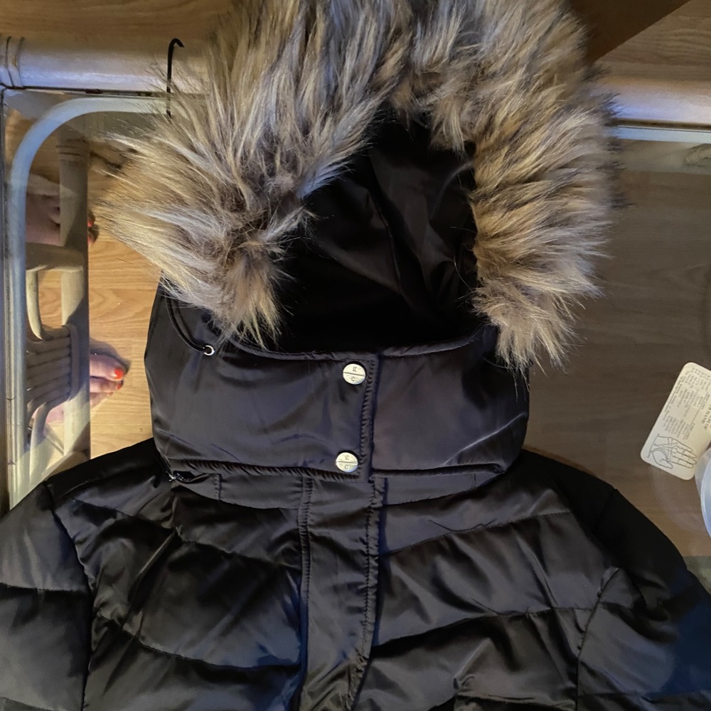 NWT Kenneth Cole  Black knee length coat down and duck feathers size lg